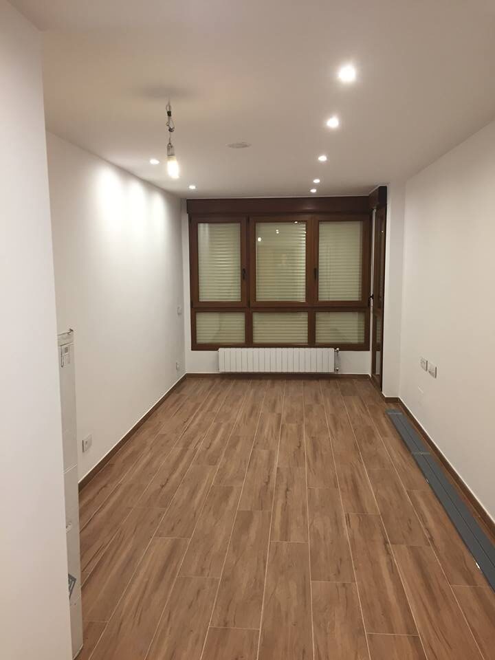 26114164_991475437656943_8312510022911656615_n