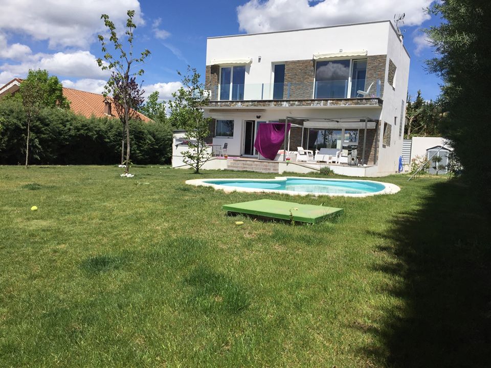 26165184_991475630990257_1740966789545394658_n