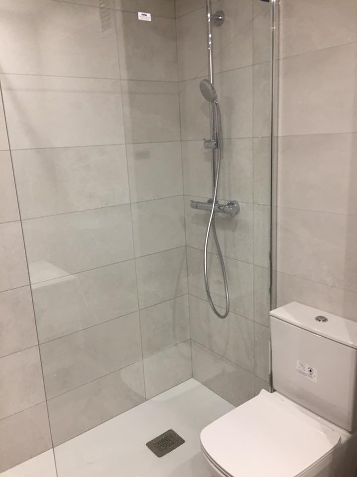 32721363_1067364980067988_5600551098155794432_n